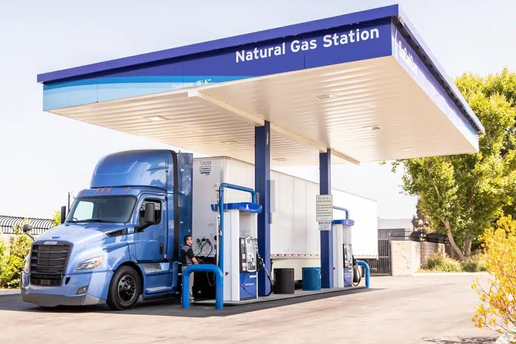Truck Driver News - Decarbonizing Trucking: "Should Begin with Diesel & RN Gas"
