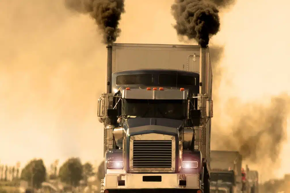 Truck Driver News - Trucking Industry's New Emission Rule Challenged by States