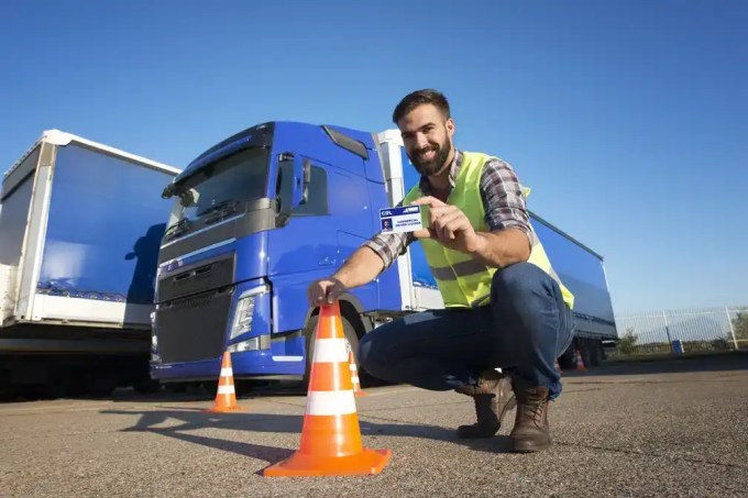 Considering a Paid Training Program in Order to Obtain Your CDL? Here We Discuss the Pros & Cons of Paid CDL Training So You Can Make an Informed Decision.