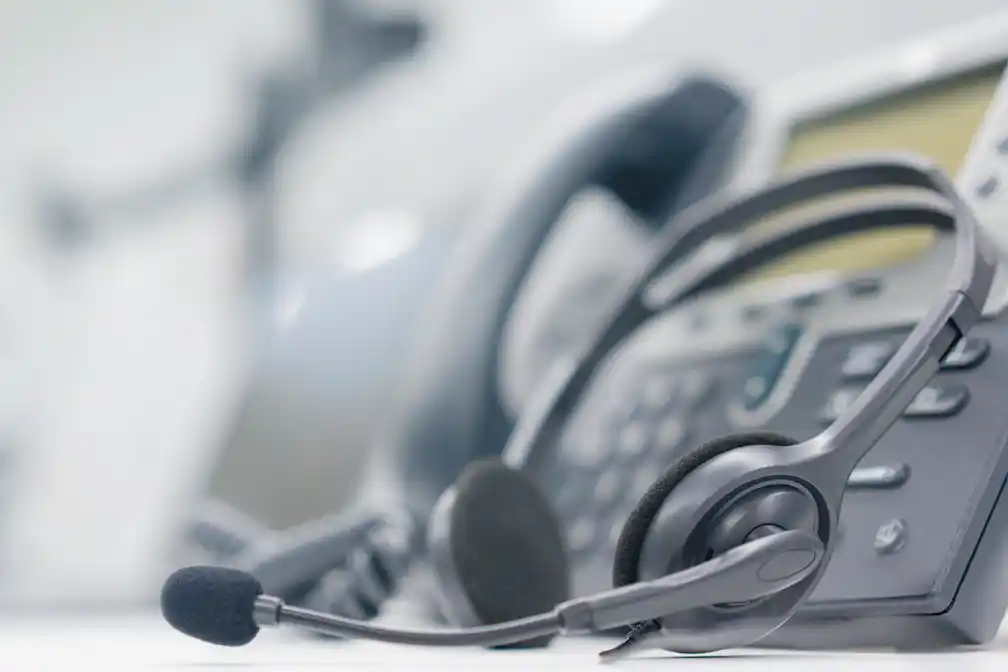 FMCSA delays broker transparency rules until 2026, to allow brokers & freight forwarders extra time to adapt to a new online system & compliance requirements.