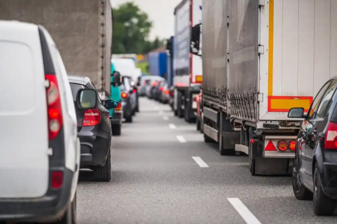 PennDOT pilots innovative Freight Signal Priority technology to ease truck traffic, reduce delays, and cut emissions in two central Pennsylvania corridors.