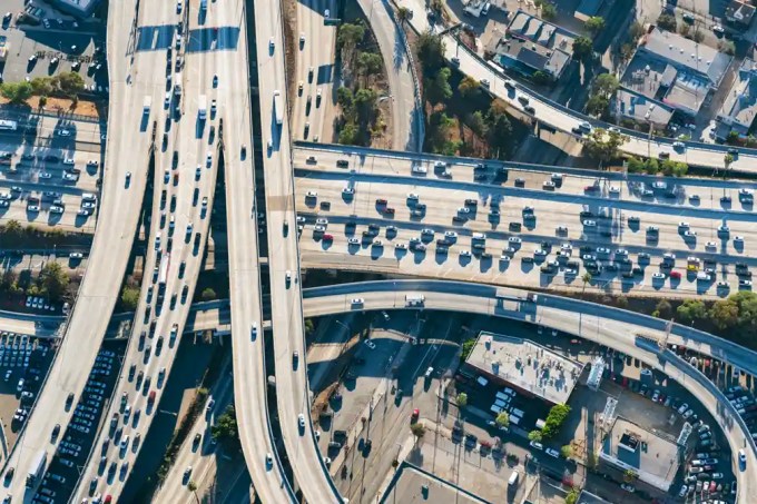 California is using artificial intelligence to enhance traffic safety by analyzing crash data, predicting hazards, & identifying high-risk areas on state roads.