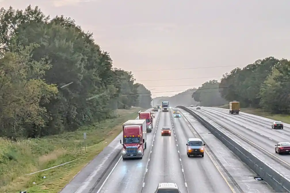 New study finds English Language Proficiency (ELP) violations linked to unsafe carriers, revealing more roadside inspection issues & worse FMCSA safety scores.