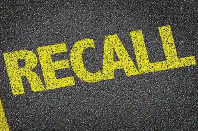 PACCAR recalls 2026 Peterbilt Trucks after an air brake volume defect was found, affecting braking performance and requiring updated air tank components.