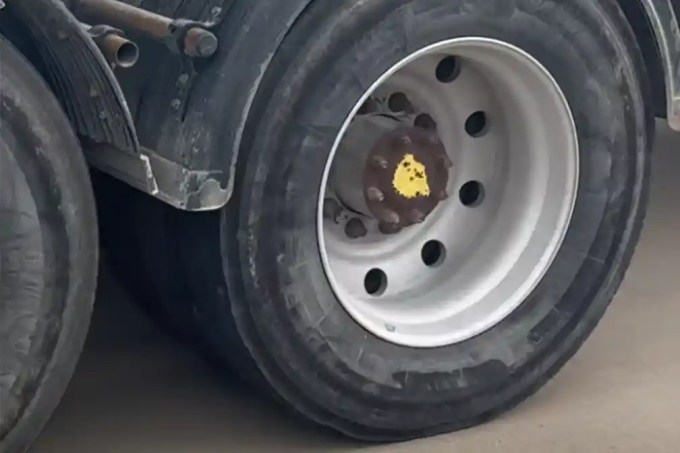 Texas truck inspections place 85% of trucks out of service on US-287, with violations including safety issues, overweight loads, and driver compliance failures.