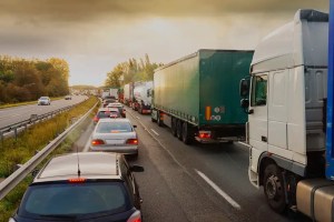USDOT launches initiative targeting traffic bottlenecks nationwide, asking states to identify key congestion areas and outline solutions to improve freight flow