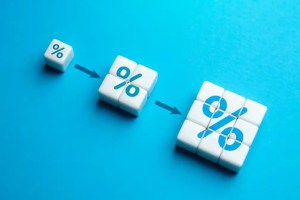 FMCSA extended the comment deadline on a proposed UCR fee increase that could raise annual registration costs for owner-operators and motor carriers in 2027.