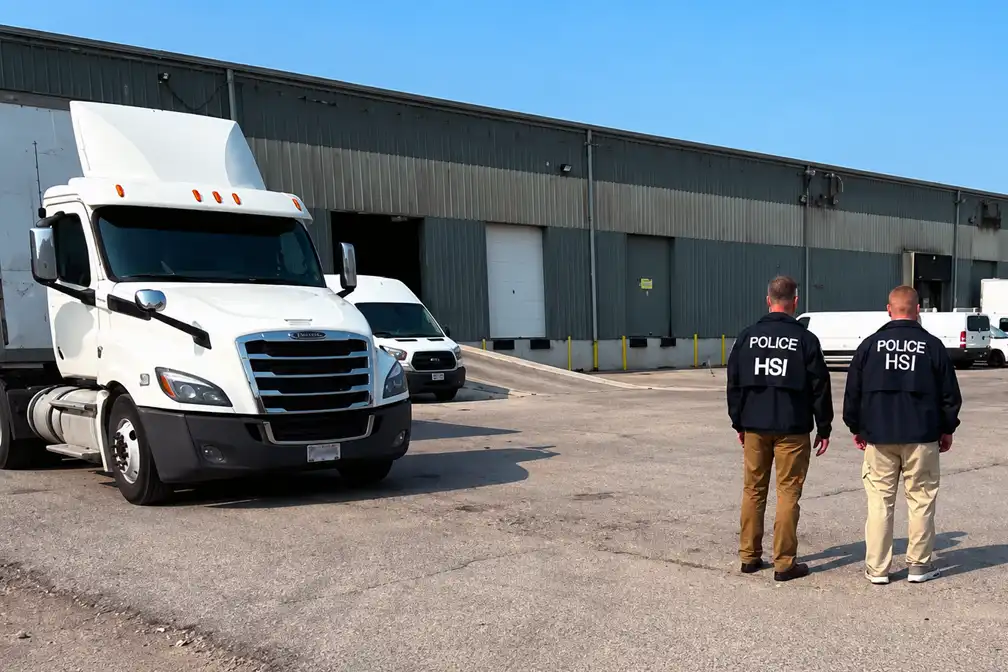 CDL Schools Targeted in New DHS USDOT Partnership - Truck Driver News CDL Schools are being investigated under a new DHS and USDOT partnership targeting suspected fraud and violations of federal training rules.