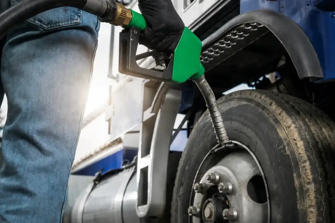 Diesel Prices rose another 17.9 cents nationwide, reaching $5.313 per gallon after a third straight weekly increase, according to the latest EIA data.