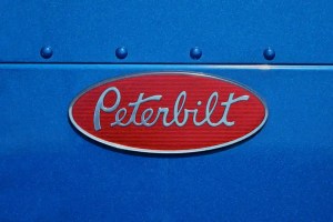 New PACCAR updates MX-11 and MX-13 engine software to give Kenworth and Peterbilt truck drivers more time before severe DEF derates.