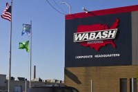 A recent Wabash reefer trailer recall covers 357 refrigerated bodies with side steps that may detach, creating personal injury and roadway safety risks.