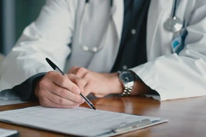FMCSA is renewing an optional diabetes form that medical examiners may use to decide if some commercial truck drivers qualify for a DOT medical card.