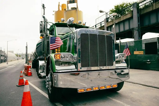 Freedom Haulers Act would make the initiative's veteran CDL changes part of federal law if approved by Congress, expanding military licensing benefits.