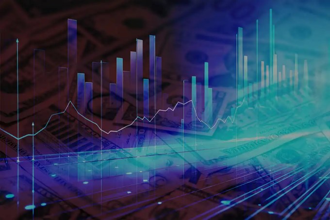Spot Market rates end an eight-week slide as loads jump 11.2%, dry van and reefer rates rise, and flatbed falls for an 11th week as volume tops 2025.