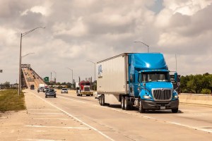 Louisiana audit finds seven closed weigh stations, fewer truck inspections, 733 weigh station bypasses, and recommends changes to truck weight enforcement.