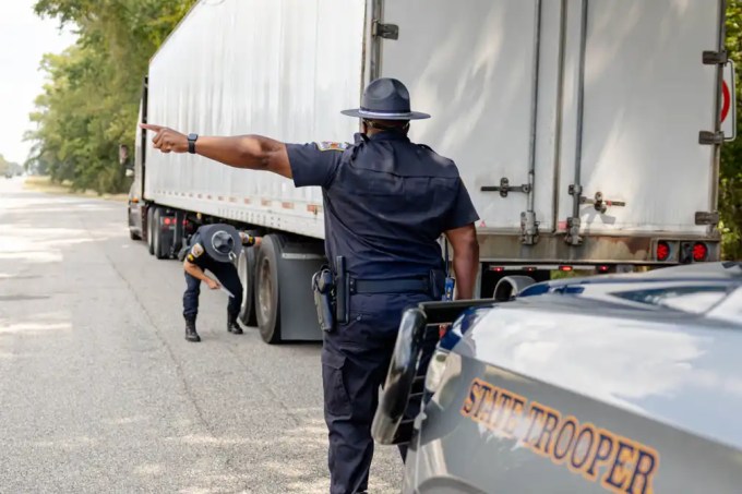 Alabama reports assisting ICE with 561 detentions, issuing 1,022 English-language violations, and preparing for a new CDL law for truck drivers on October 1.