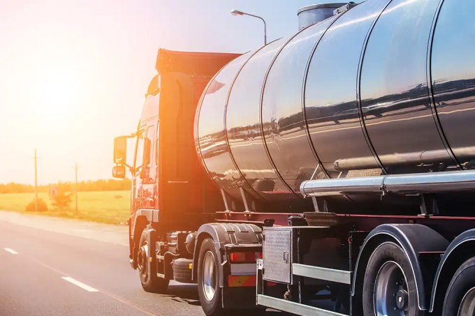 A new Hours of Service waiver gives gasoline and diesel haulers a 16-hour operating window for 90 days while keeping safety requirements.