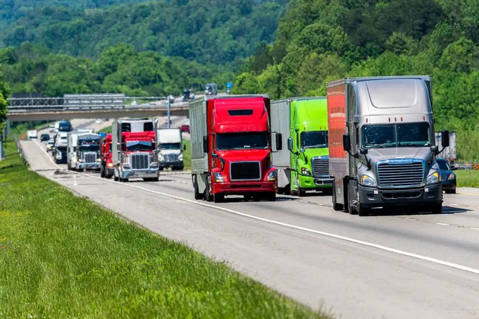 Freight Bottlenecks across 12 states will receive $426 million in new USDOT funding for highway capacity, safety, and critical freight route improvements.