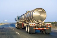 FMCSA restores 30-day HOS relief for qualifying truck drivers providing direct assistance during regional emergencies, replacing the 14-day limit.