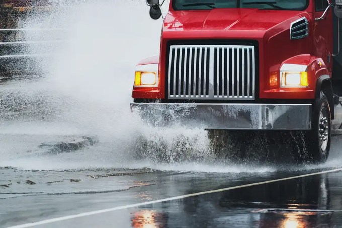 Trucking Relief remains active in Alabama and Florida for qualifying Hurricane Isaias recovery loads, with HOS, registration and permit exemptions.