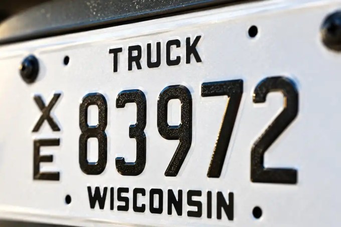 Wisconsin Fleet Plates now cover eligible heavy trucks, tractors and trailers, giving qualifying businesses new options to manage vehicle registrations.